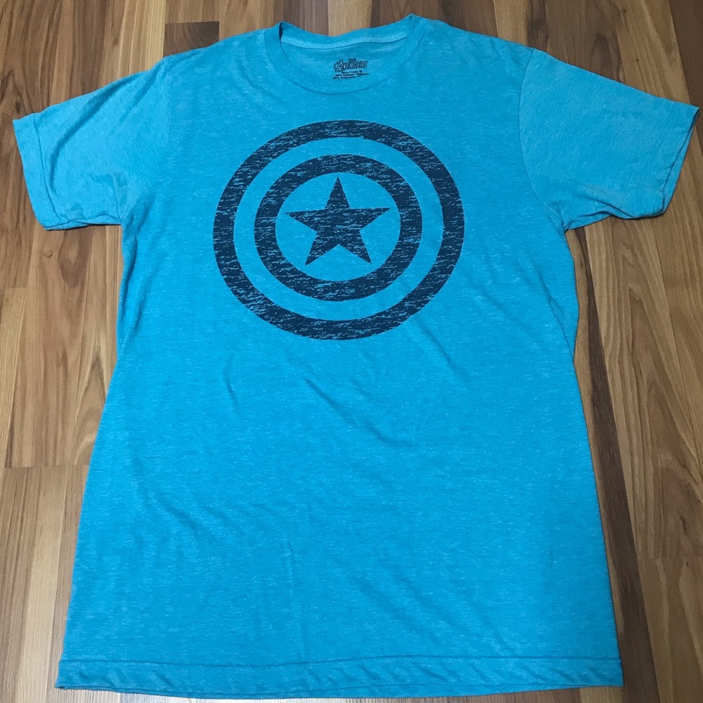 Marvel Avengers men’s M shirt. Like new condition